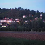 Casa Del Roseto Bed & Breakfast 4*
